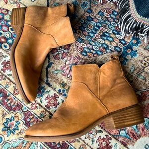 Lucky Brand Tan Ankle Boots